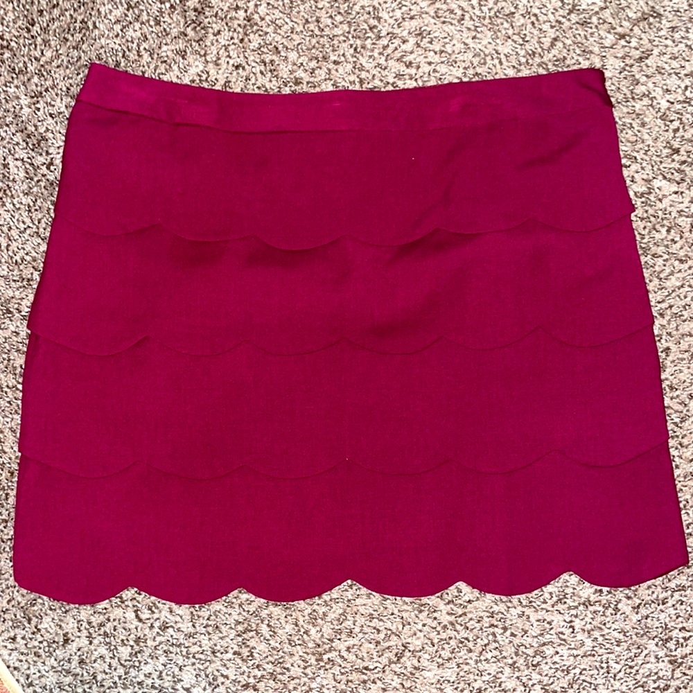 Scalloped skirt from Loft. Size 16